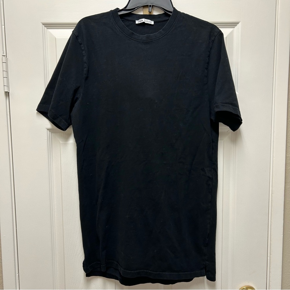 Zara Men's Black Short Sleeve Tee